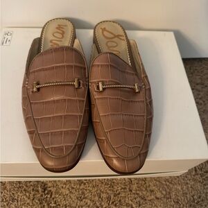 Sam Edelman tan snake print leather loafers